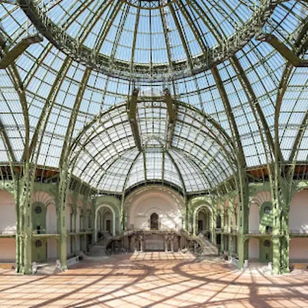 Casa vacanze Superb 2 Elegant In The Heart Of Paris' 8th District